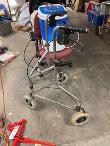 lot 6820 image: 3 wheeled walker