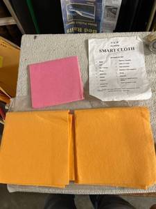 lot 6826 image: 3 smart cloths