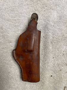 lot 6843 image: revolver holster