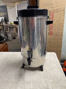lot 6871 image: 30 cup coffee maker