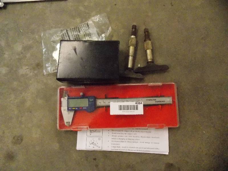 lot 4084 image: Digital Thickness Gauge, Digital Caliper and micrometers