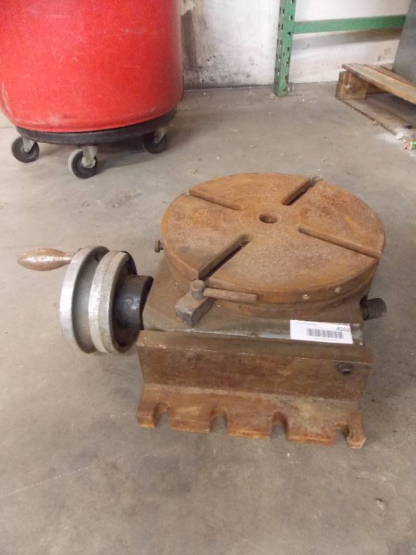lot 4102 image: Large Bridgeport 12 Machinist Rotary Table with Mounting Brackets