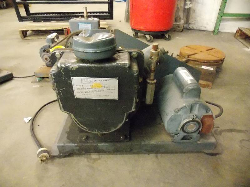 lot 4101 image: Welch Duo-Seal Vacuum Pump Model 1397 Tested Runs and Operates  220v 3 Prong