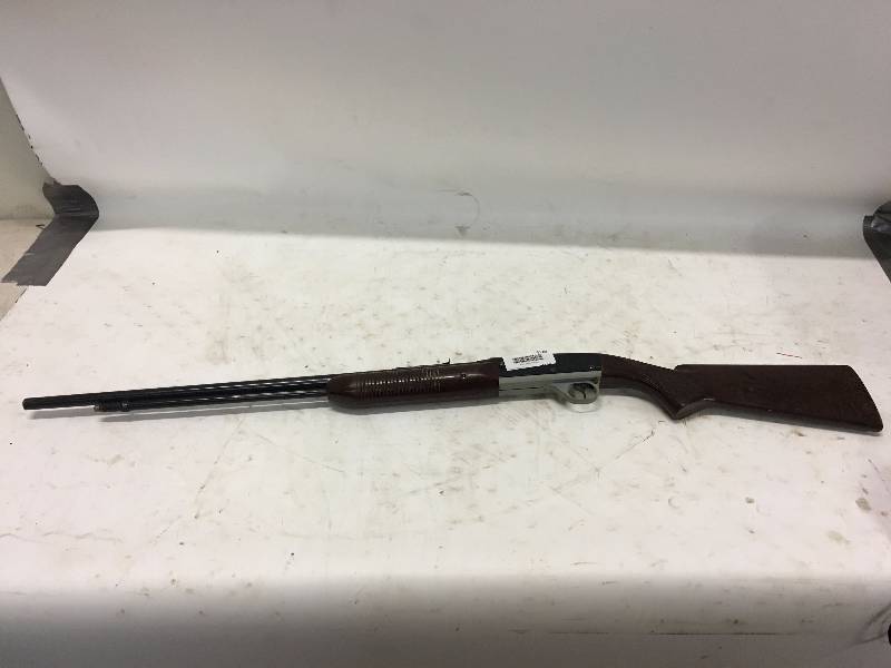 lot 4116 image: Daisy Winchester BB Gun Model 26