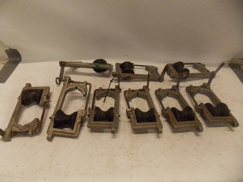 lot 4144 image: Lemco two-way Cable Blocks