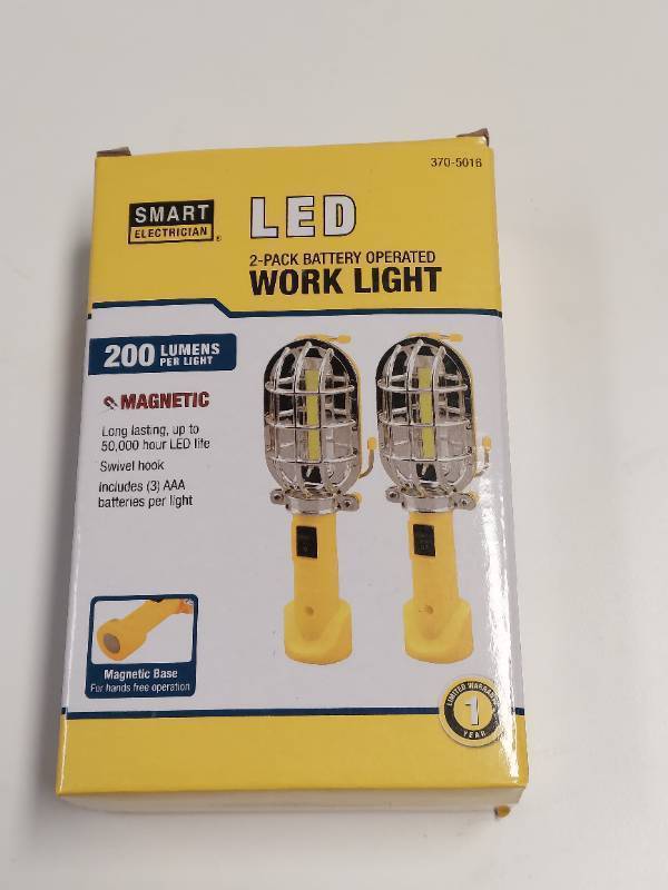lot 6350 image: 2 Pack Battery Operated Work Light - Batteries Included