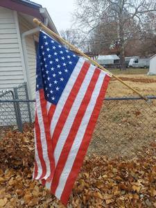 lot 5546 image: flag - with pole and bracket
