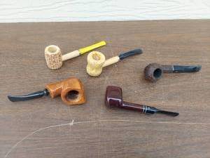 lot 5550 image: assorted pipes