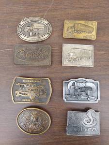lot 5562 image: 8 belt buckles Trucker related