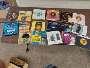 lot 5565 image: 45s records