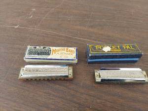 lot 5591 image: 2 Harmonicas