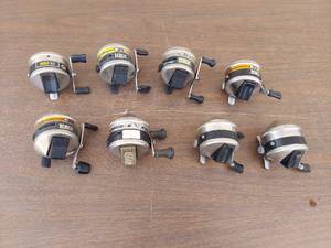 lot 5606 image: 8 Zebco reels