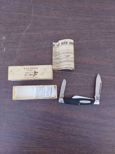 lot 5634 image: Buck Knife