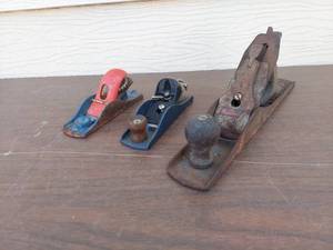 lot 5635 image: 3 planes