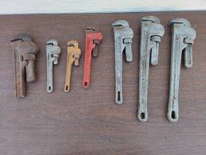 lot 5650 image: pipe Wrenches