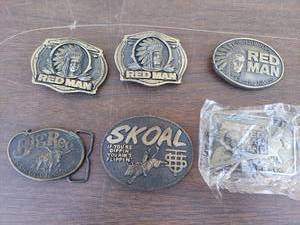 lot 5659 image: 6 belt buckles- tobacco
