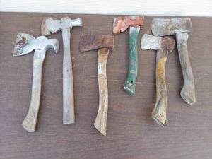 lot 5674 image: hatchets