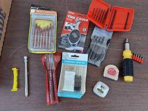 lot 5679 image: assorted Tools