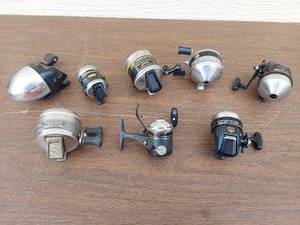 lot 5695 image: 8 Zebco Fishing Reels