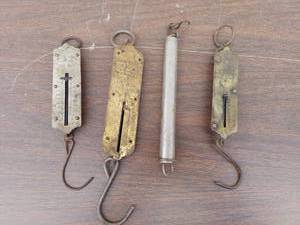 lot 5703 image: old scales