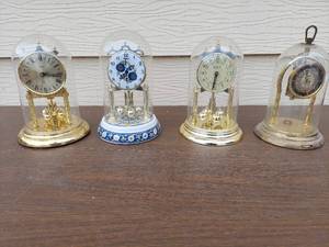 lot 5722 image: anniversary clocks
