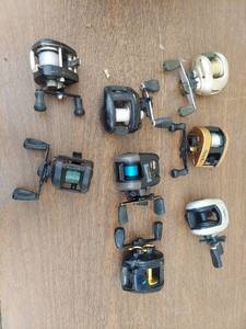 lot 5745 image: 8 fishing reels