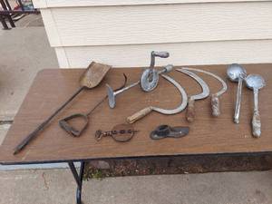 lot 5800 image: vintage metal