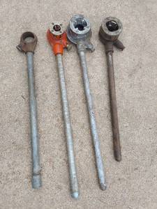 lot 5801 image: pipe threaders