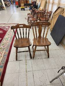 lot 4573 image: pair wood chairs