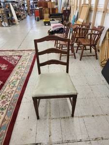 lot 4574 image: old chair