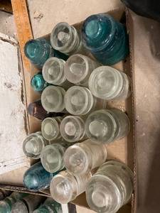 lot 9797 image: insulators
