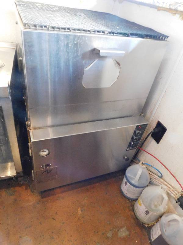 lot 1400 image: American Dish Service Dishwasher