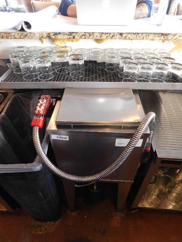 lot 1402 image: Ice Well W Over Shelf