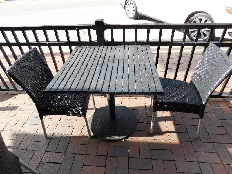 lot 1455 image: Outdoor Table w (2)Chairs