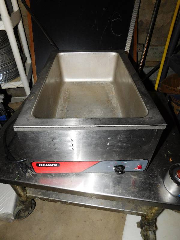lot 1463 image: Nemco Countertop Food Warmer