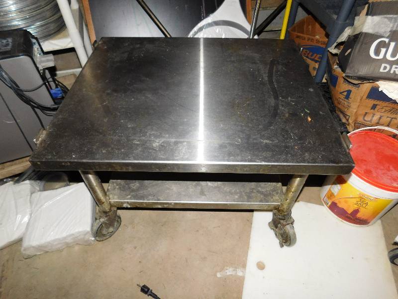 lot 1464 image: Equipment Stand