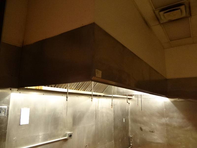 lot 2647 image: 162 Commercial Stainless Kitchen Ventilation Hood With Ansul System