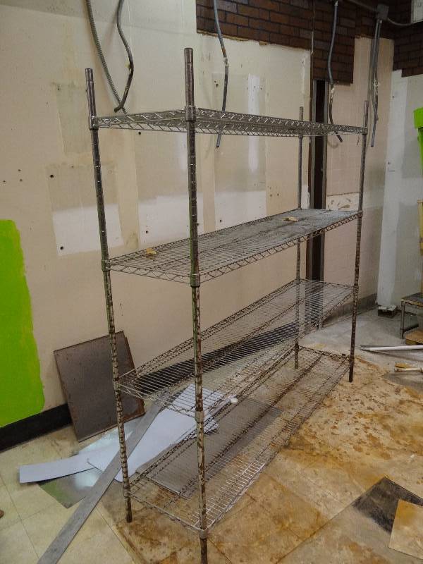 lot 2665 image: (4) Tier Wire Metal Metro Rack