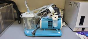 lot 5935 image: Schuco VAC Personal Health Care Appliance Model S130