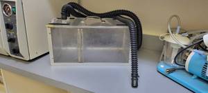lot 5936 image: Plastic Box W Hosing Air Chamber&nbsp