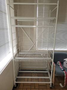 lot 37428 image: 4 Tier movable Shelf with Wheels