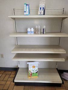 lot 37460 image: 5 tier Aluminum Display Shelf