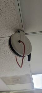lot 37475 image: Ceiling Mount Cord Reel