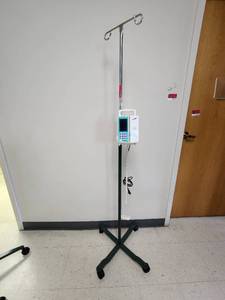 lot 37492 image: IV Stand JorVet VET Pump Infusion Pump J-1060