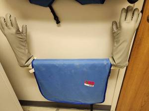 lot 37498 image: Infab Lead Apron and Gray Gloves