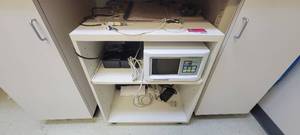lot 5933 image: VetSpecs 9062V Vital Signs Moniter W a 2-Tier Laminate Cart