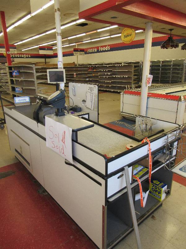 lot 324 image: Checkout Scan Belt Market Station