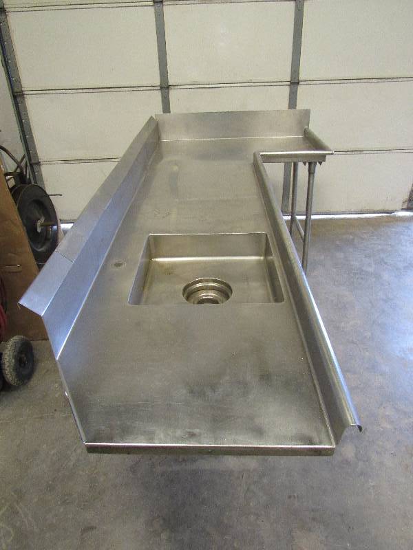 lot 608 image: 107 Dirty Side Stainless Table