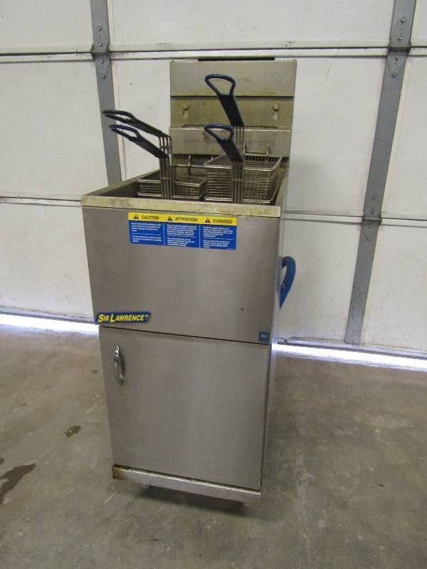 Sir Lawrence Natural Gas 40lb Fryer w/ 4 Fryer Baskets Big Johnny's