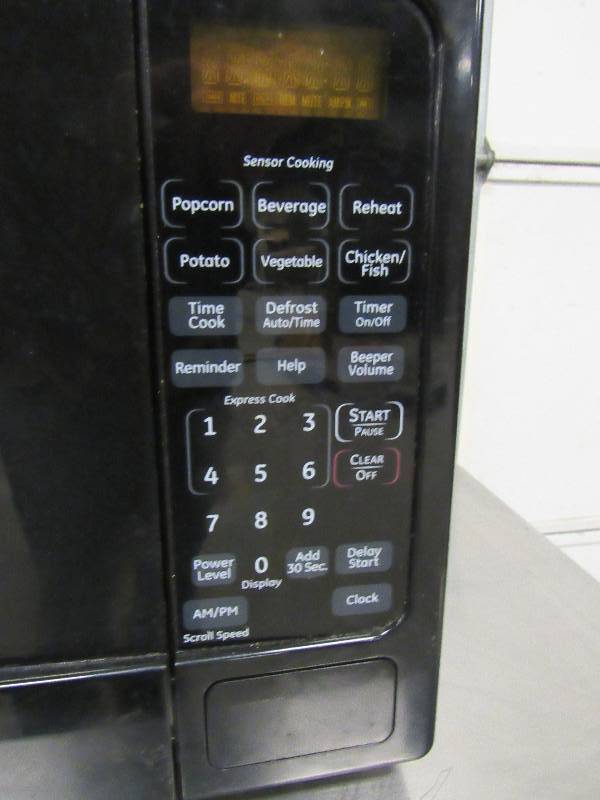 lot 791 image: GE Residential Microwave